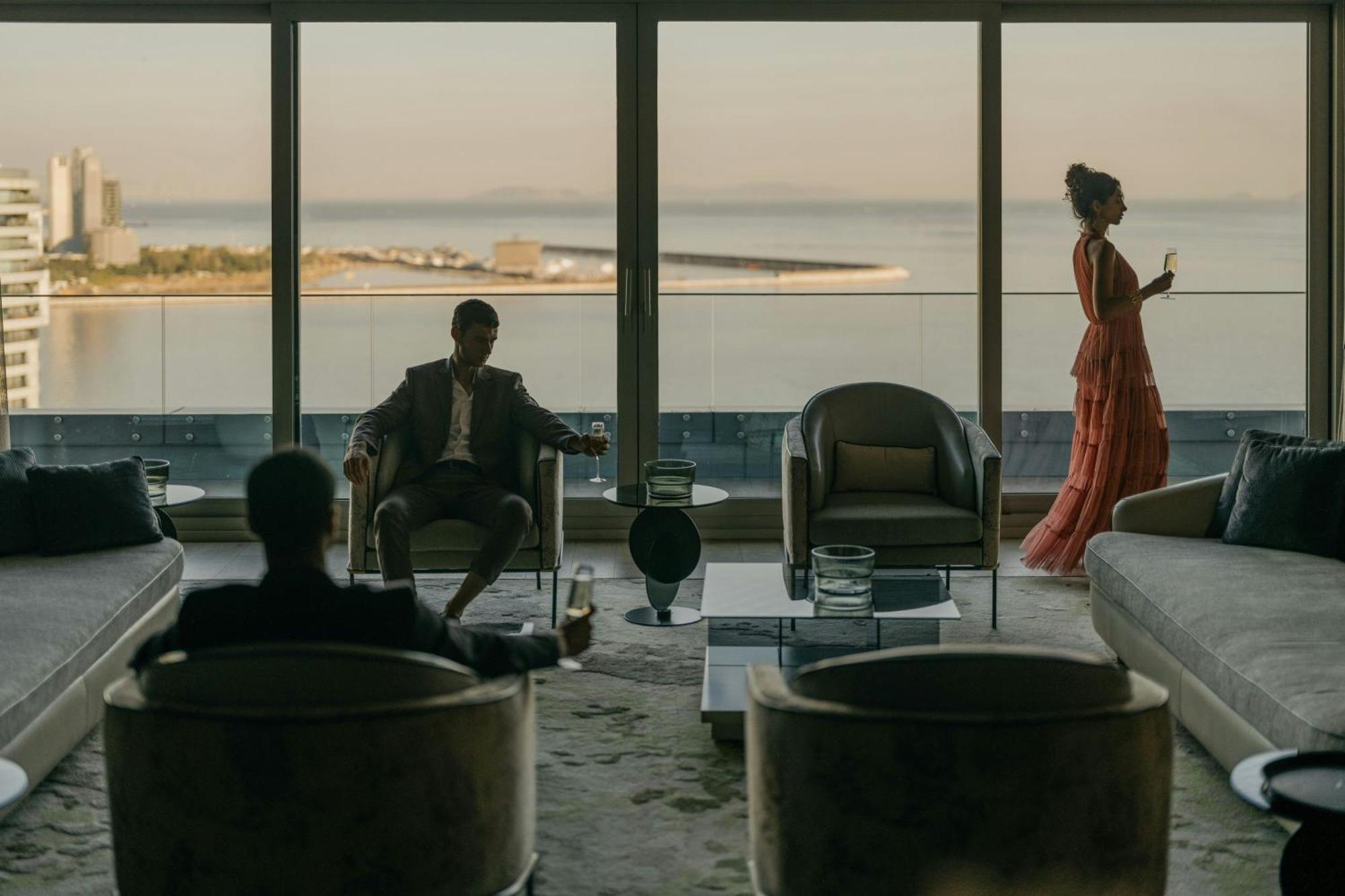 Jw Marriott Hotel Istanbul Marmara Sea Екстериор снимка The Sky Lounge